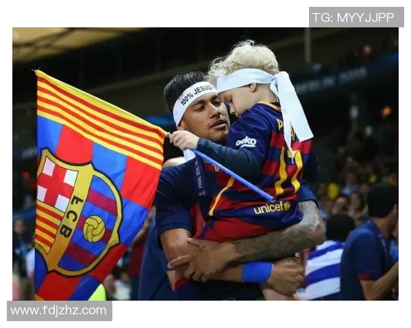 高清大幅足球球星挂图珍藏展示欣赏满足球迷收藏需求